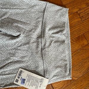 Lululemon Athletica Gray Patterned Leggings